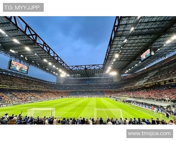 中长发足球球星的飘逸造型与绿茵场上激情瞬间